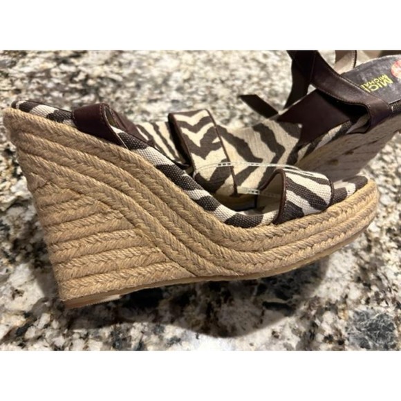 NWT Michael Kors Zebra Wedge Espadrille Sandals - 10 - Picture 2 of 5